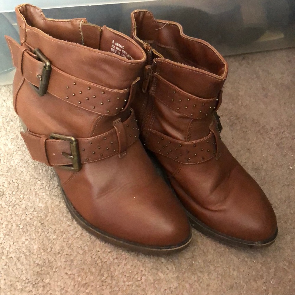 Material girl booties Size 5